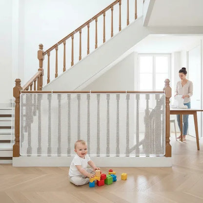 barrière enfant blanc bébé joue escalier protégé