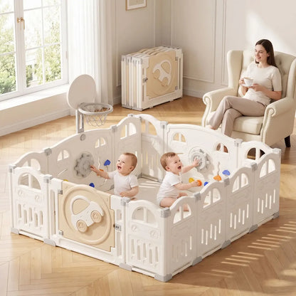 parc modulable jumeaux explorent maman boit son cafe